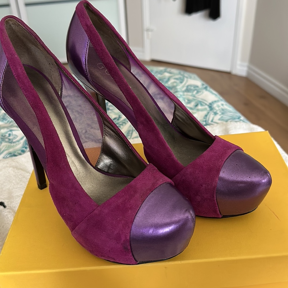Metallic & Mesh Purple Platform Heels - Picture 3 of 6